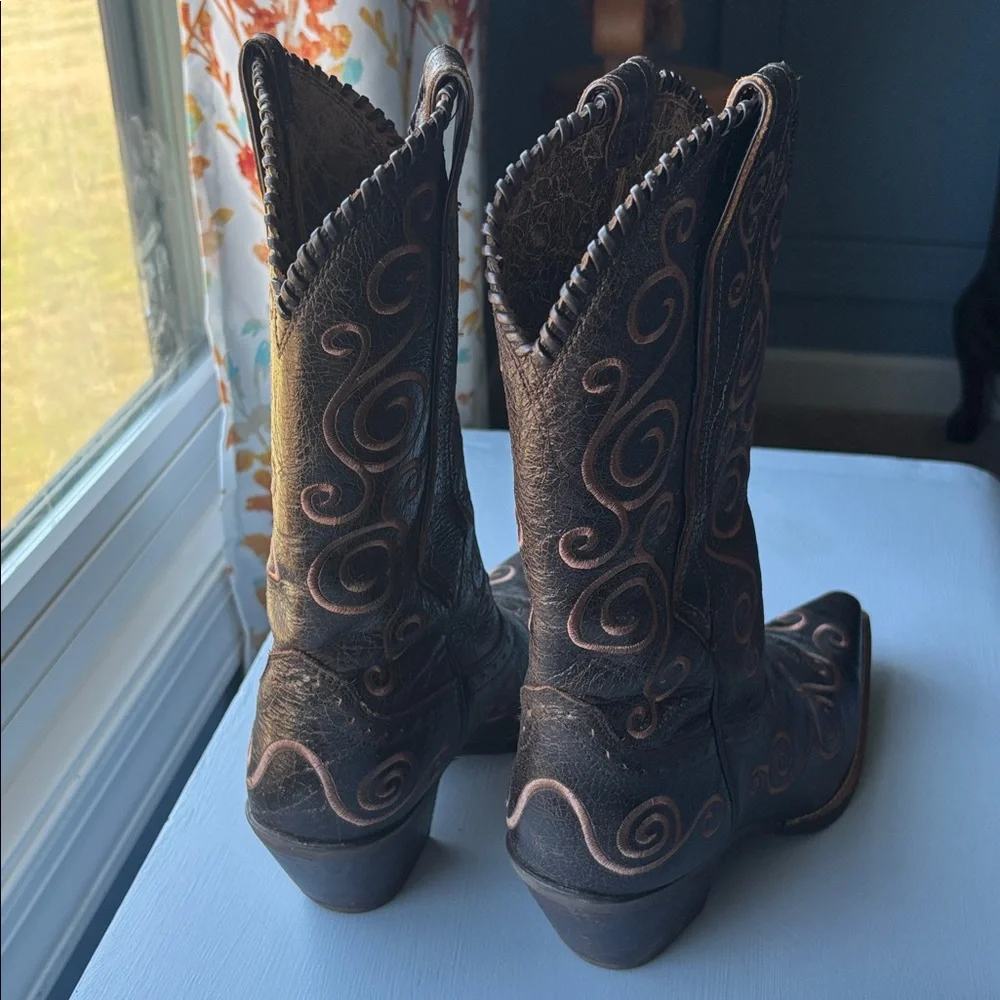 Ariat Leather Western Boots – Brown with Scroll Stitching - Picture 6 of 8